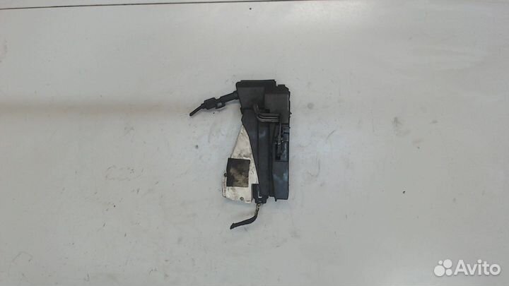 Замок двери Volkswagen Caddy, 2002