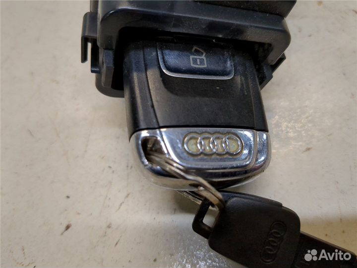 Замок зажигания Audi A4 (B8), 2008