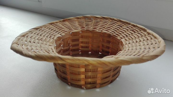 Ваза плетеная