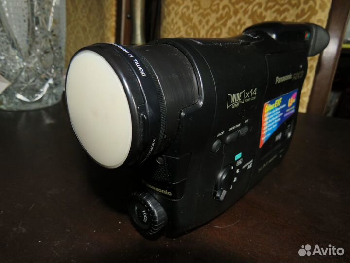 Видеокамера Panasonic RX3
