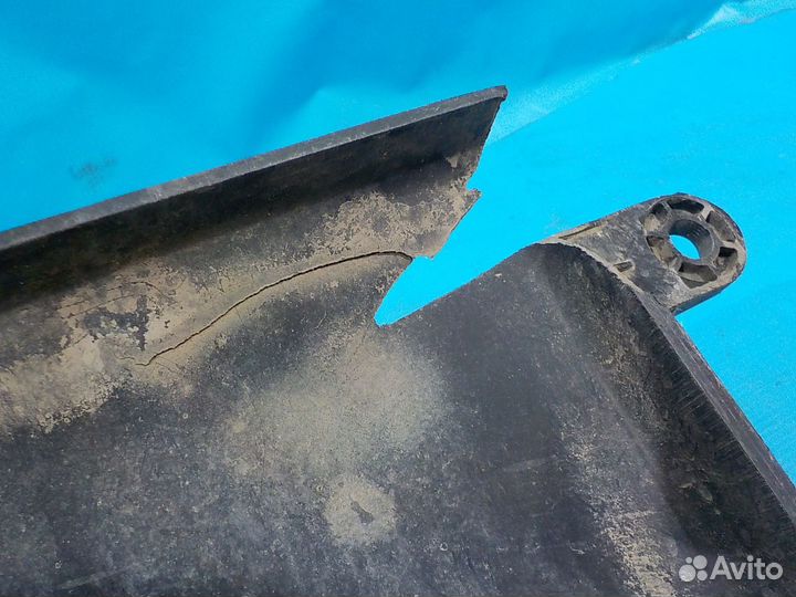 Диффузор радиатора в сборе Chevrolet Aveo (T250) 2