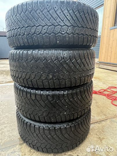 Continental ContiIceContact 245/50 R18