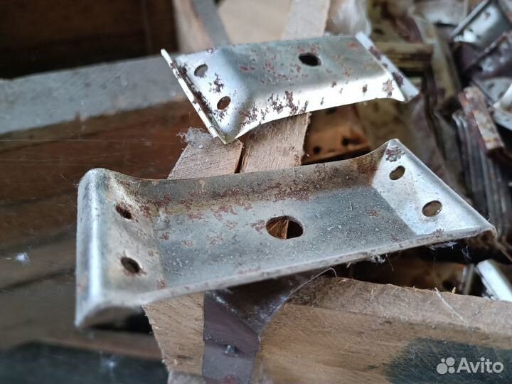 Мебельная фурнитура