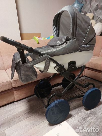 Коляска Tutis Zippy Classic 2 в 1