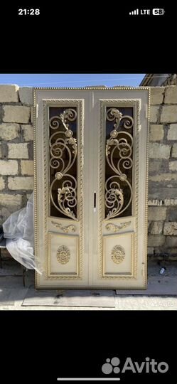 Дверь входная металлическая