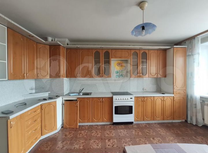 3-к. квартира, 96 м², 9/10 эт.