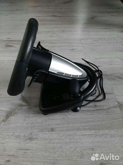 Игровой руль Swen GC-W700