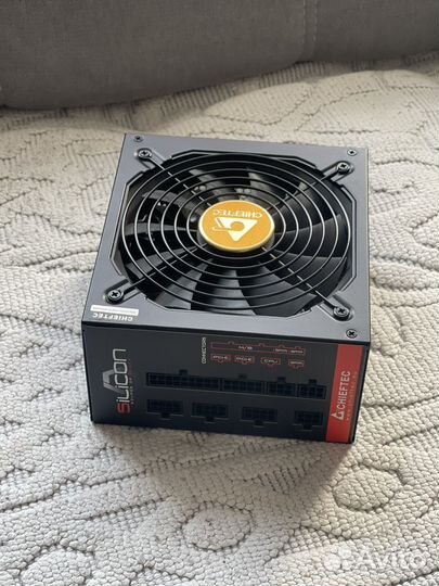Блок питания Chieftec Silicon 750W SLC-750C