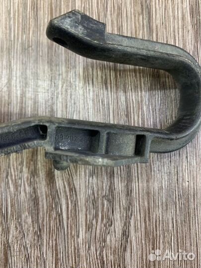 Кронштейн крепления радиатора Opel Astra G