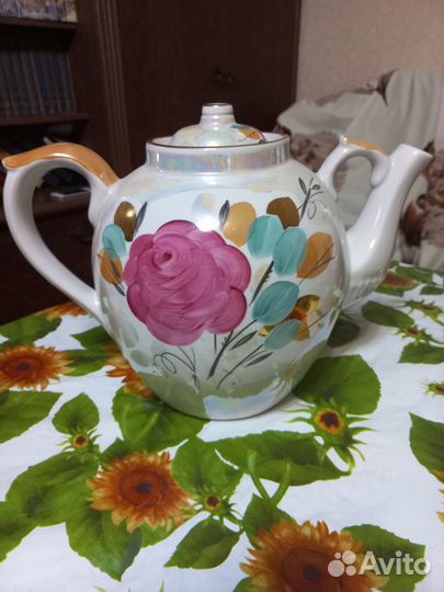 Продаю заварной чайник с объемом 4,5 л