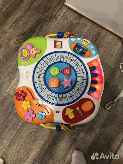 Развивающий музыкальный столик