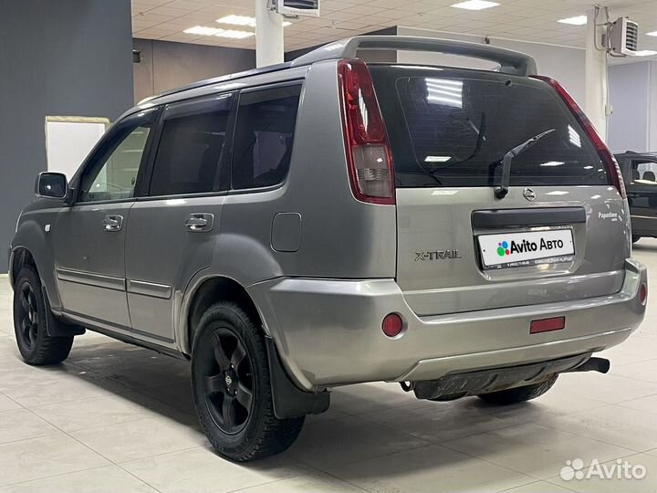 Nissan X-Trail 2.2 МТ, 2004, 299 305 км