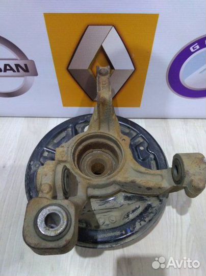Кулак поворотный Цапфа Ступица в сборе Renault dus