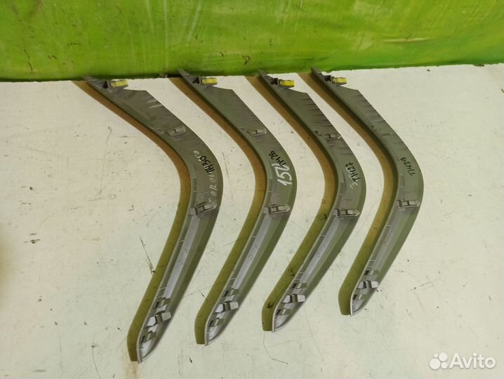 Накладка консоли ручка потолка Toyota