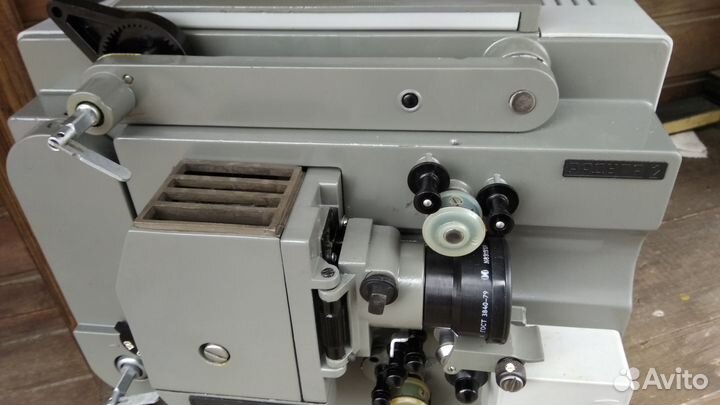 Кинопроектор Радуга-2