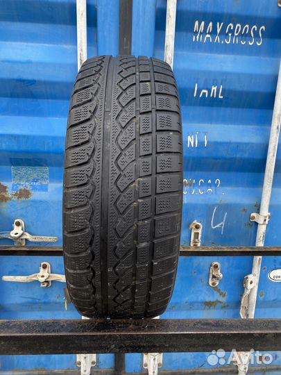 Yokohama AVS Winter V901 215/60 R16