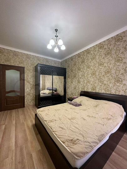2-к. квартира, 65 м², 1/3 эт.