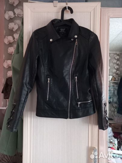 Куртка кожаная женская