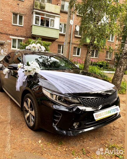 Свадебные украшения на машину