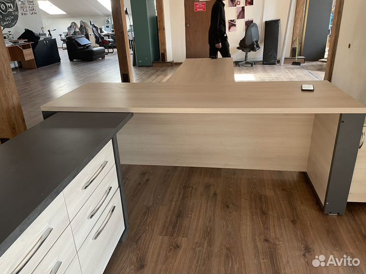 Стол для руководителя