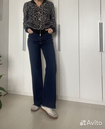 Джинсы прямого кроя