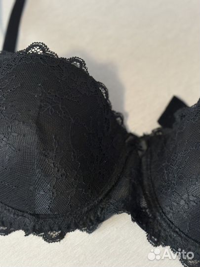 Бюстгальтер Triumph 75C