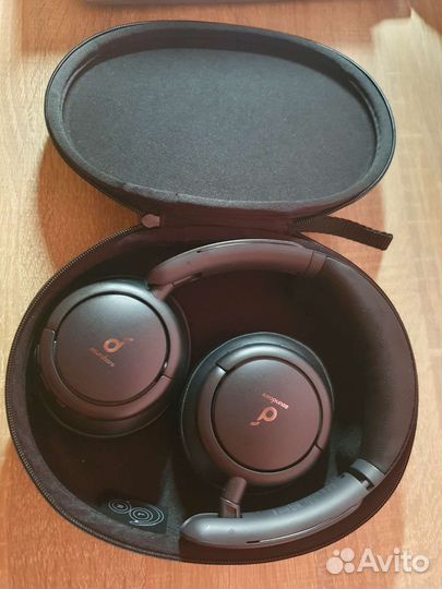 Наушники Soundcore Life tune