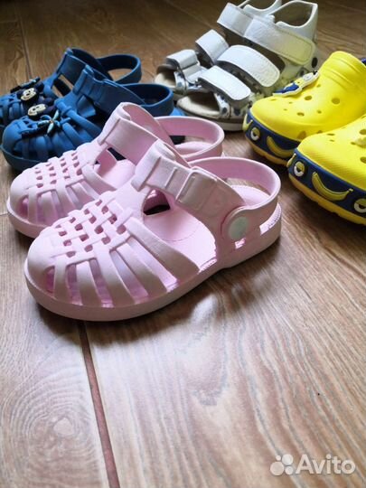 Сандалии детские