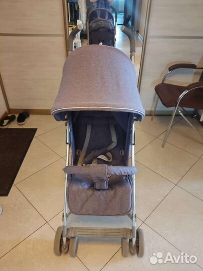 Прогулочная коляска трость