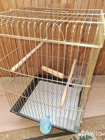 Большая клетка для птиц