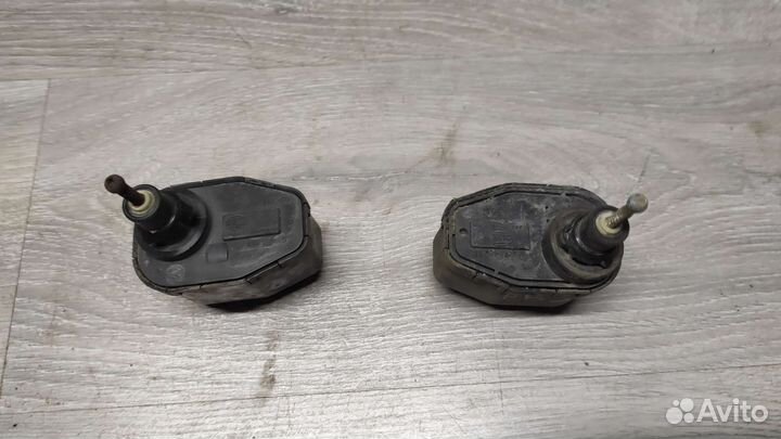 Корректор фары пассат б3