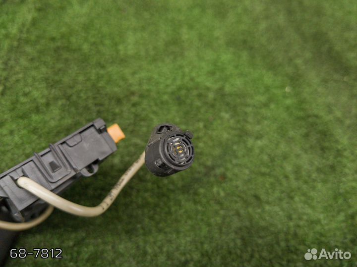 Антенна иммобилайзера Audi A6 C5 седан