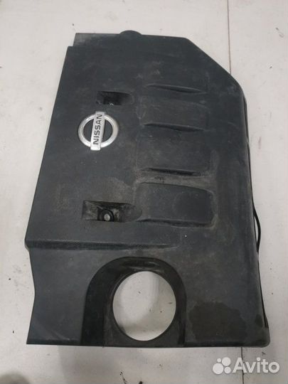 Декоративная крышка двигателя Nissan Tiida хэтчбек