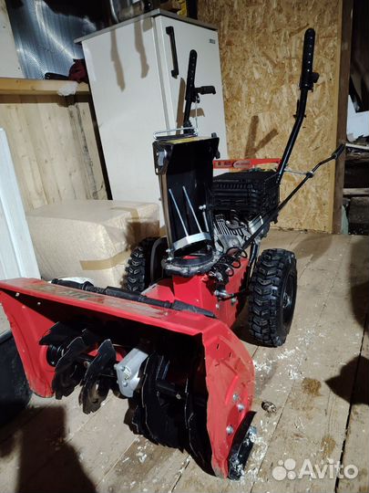 Снегоуборщик бензиновый самоходный бу