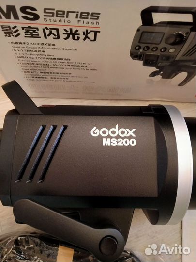 Вспышка студийная Godox MS200 Новая