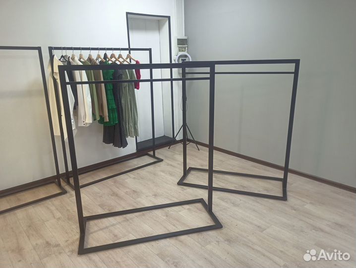 Вешалка Рейл