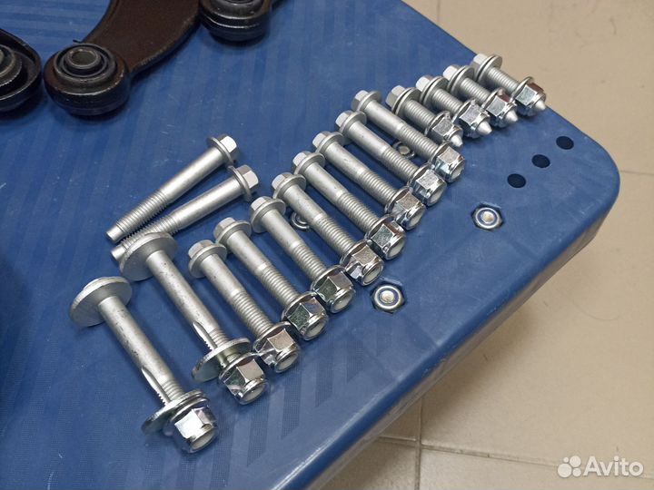 Рычаги задние комплект Ford Focus 2 (2005-2011г)