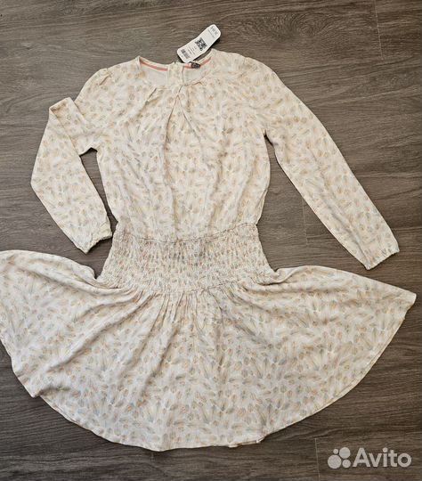 Платье новое р-р 152 вискоза