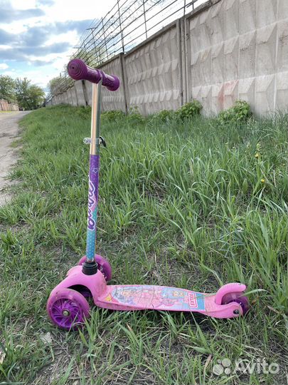 Самокат детский трехколесный