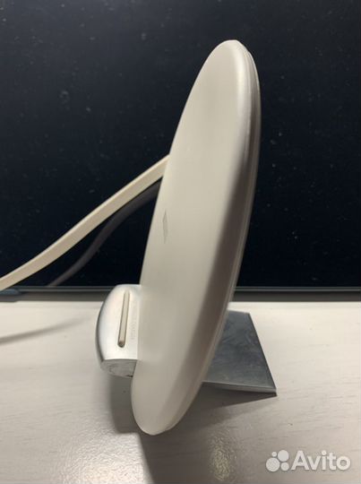 Беспроводная зарядка interstep