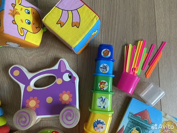 Игрушки для малышей пакетом