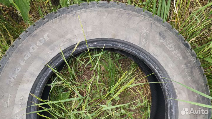 Matador MP 30 Sibir Ice 2 215/70 R16 100T