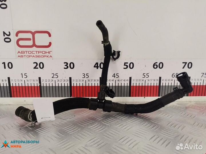 Патрубок радиатора Ford Fusion 2018 DG9Z8C471-A