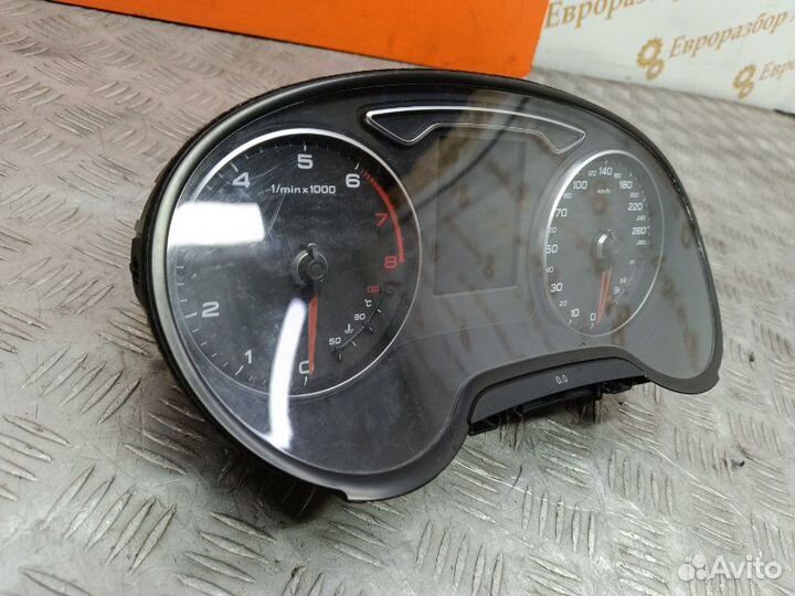 Панель приборов Audi A3 8VA