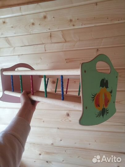 Детская игрушечная кроватка