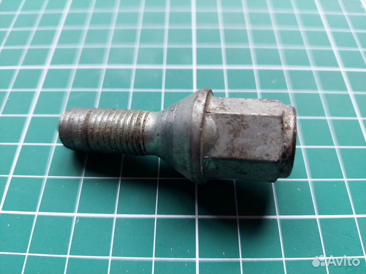 Болт колесный M12x1.5 Renault, Mini, BMW оригинал