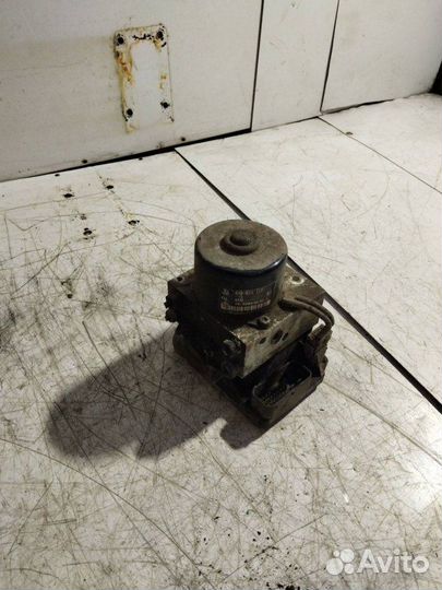 Блок ABS Volkswagen Polo 2000