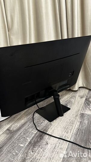 Монитор samsung s32AM500ni 32 дюйма