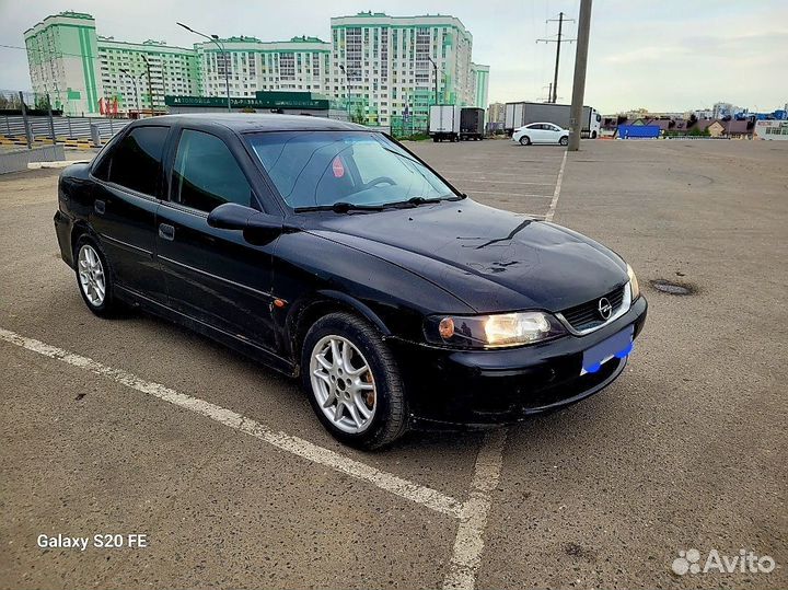 Opel Vectra 1.6 МТ, 2000, 250 000 км