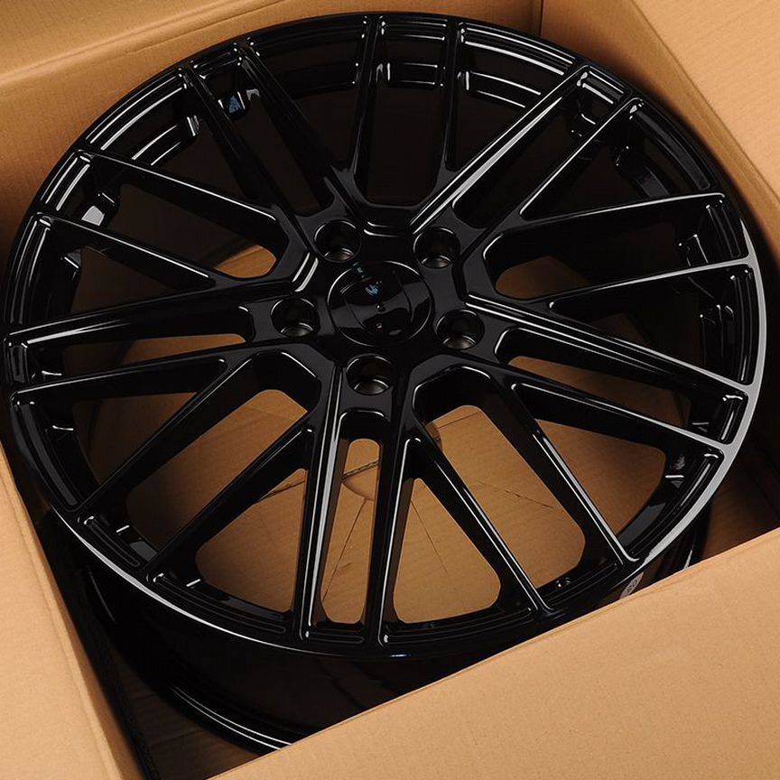 Диски на Porsche Cayenne iWheel IVF-704 9.5x21/5x130 D71.6 ET46 B литой
